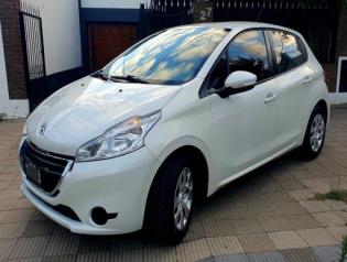 Vehículo con 5 imágenes