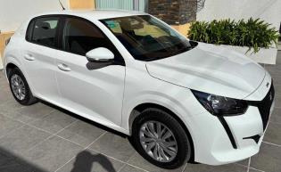 Veh&iacute;culo con 5 im&aacute;genes